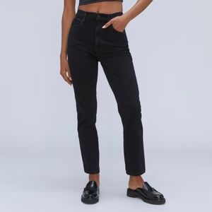 Everlane || The Original Cheeky Jean in Coal (cropped)